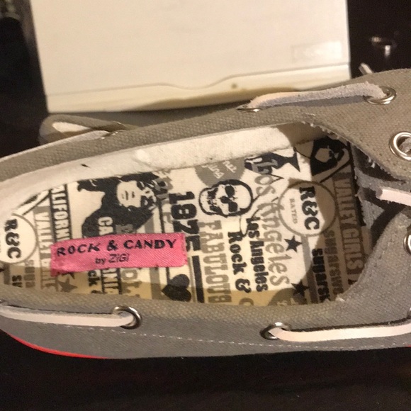 😊Shoes - Picture 4 of 5